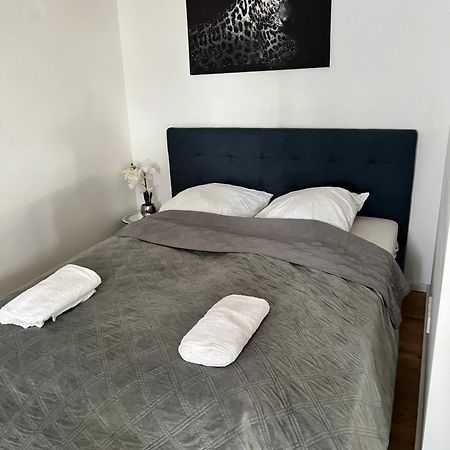 Cologne City Apartment Kostenlose Parkplatz Free Parking Extérieur photo